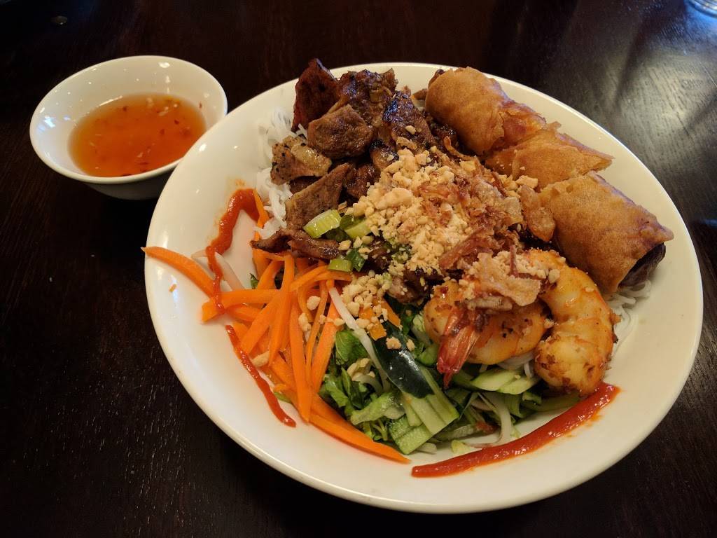 Phi Vietnamese Restaurant | cafe | 4369 W Swamp Rd, Doylestown, PA 18902, USA | 2153407590 OR +1 215-340-7590