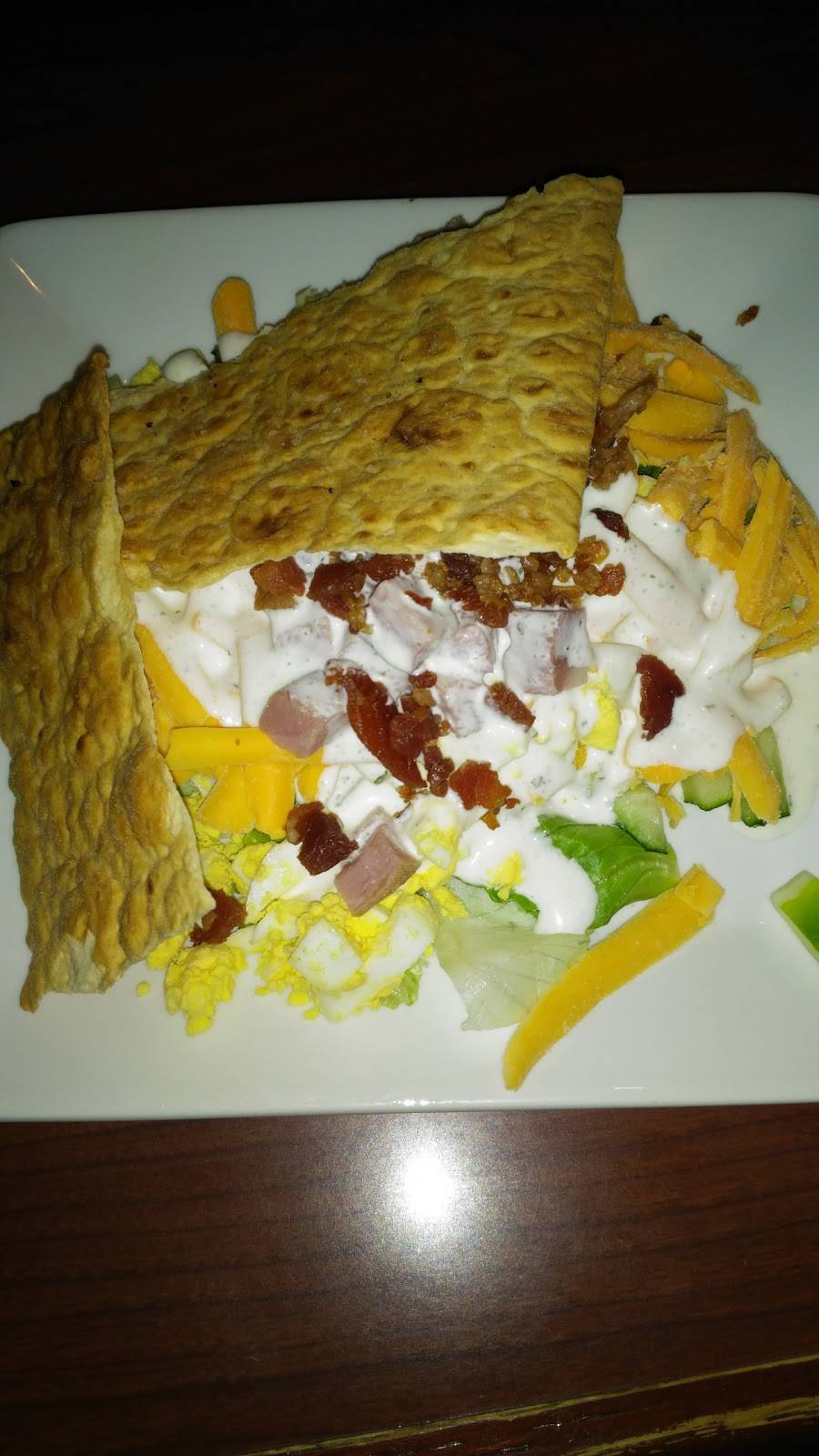 Ruby Tuesday | restaurant | 1830 Holiday Dr, Athens, TN 37303, USA | 4237461775 OR +1 423-746-1775