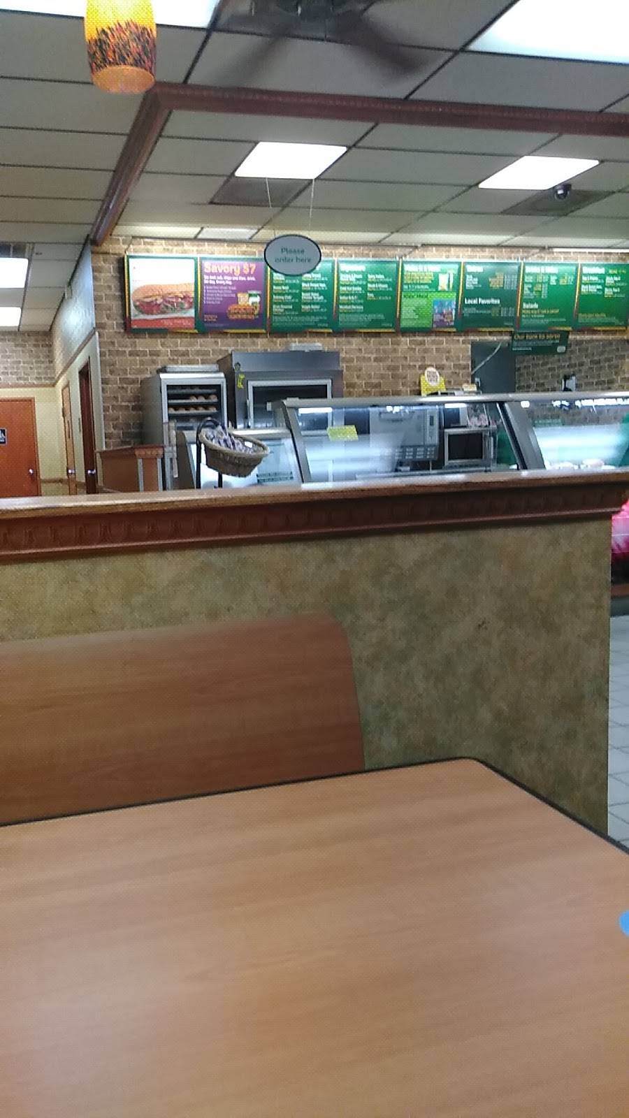 Subway Restaurants | restaurant | 493 TX-199, Springtown, TX 76082, USA | 8172200529 OR +1 817-220-0529