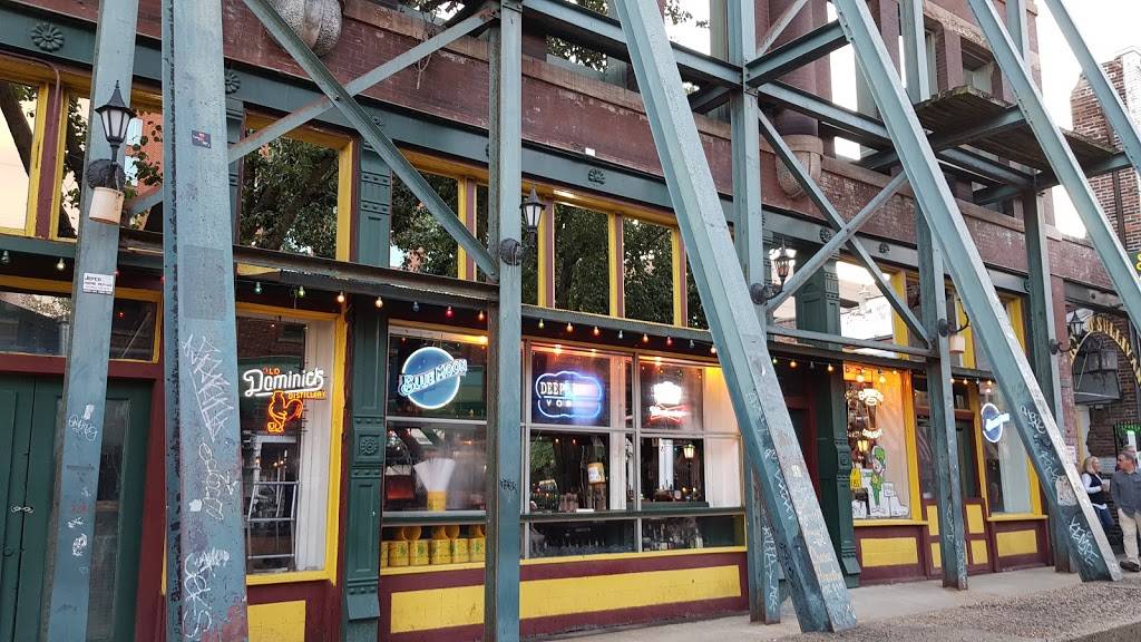Silky O'Sullivan's 183 Beale St, Memphis, TN 38103, USA