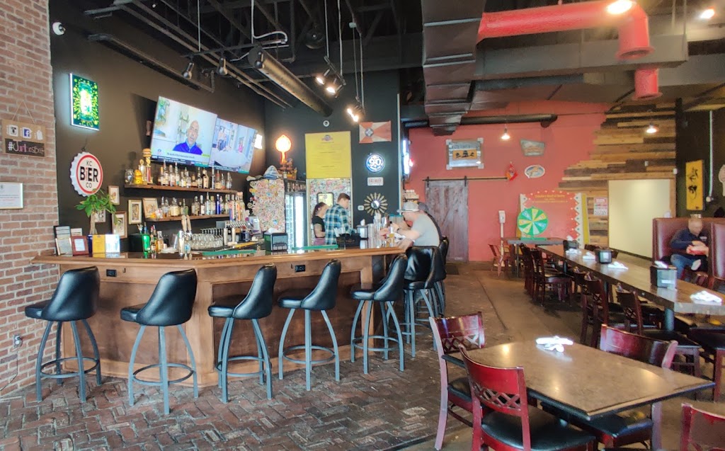 Jumbos Beef & Brew | restaurant | 3750 N Woodlawn Blvd #102, Wichita, KS 67220, USA | 3163580407 OR +1 316-358-0407