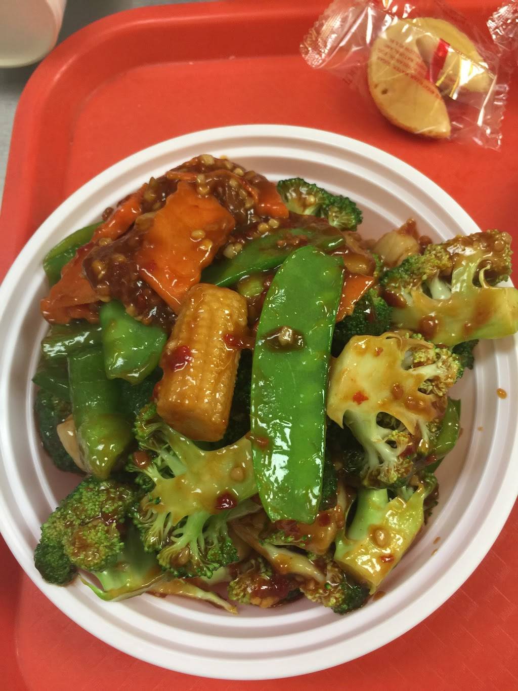 China King | restaurant | 120 E Shiloh Dr, Red Bud, IL 62278, USA | 6182821688 OR +1 618-282-1688