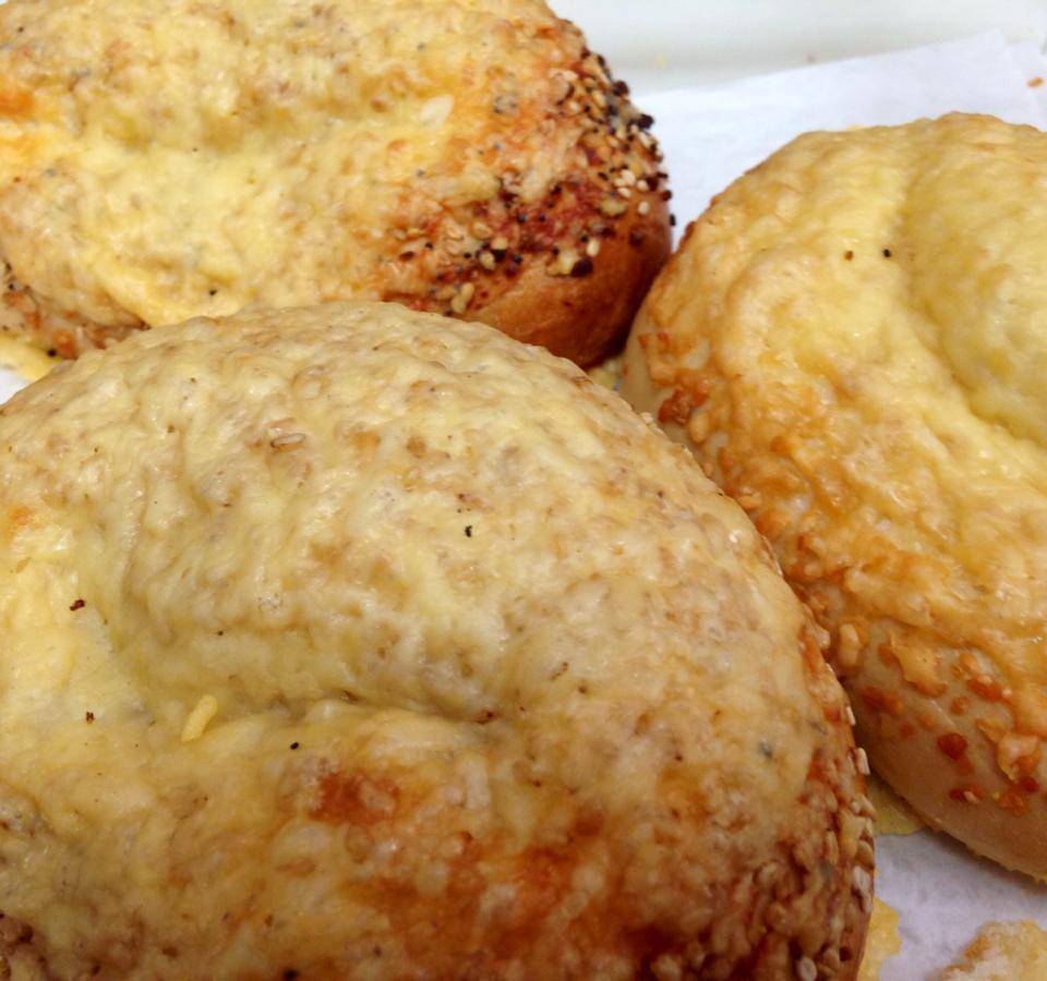 Bristol Bagel Works | restaurant | 420 Hope St, Bristol, RI 02809, USA | 4012541390 OR +1 401-254-1390