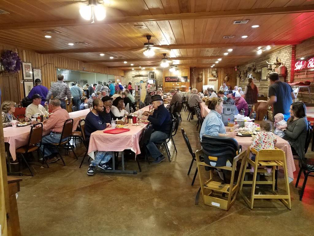 Vines Quality Meats And Smokehouse | restaurant | 115 MS-24, Centreville, MS 39631, USA | 6016456333 OR +1 601-645-6333
