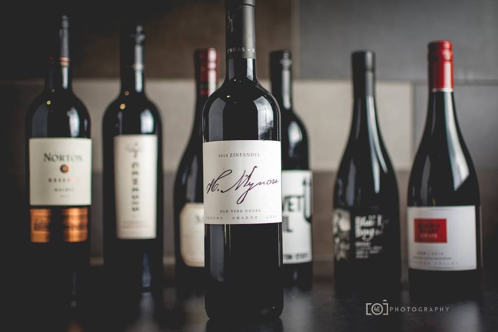 Gate 25 Bar and Restaurant | restaurant | 300 Canopy St #140, Lincoln, NE 68508, USA | 4022614140 OR +1 402-261-4140