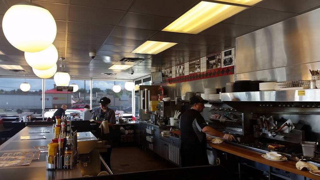 Waffle House | meal takeaway | 8303 N High St, Columbus, OH 43235, USA | 6144308956 OR +1 614-430-8956