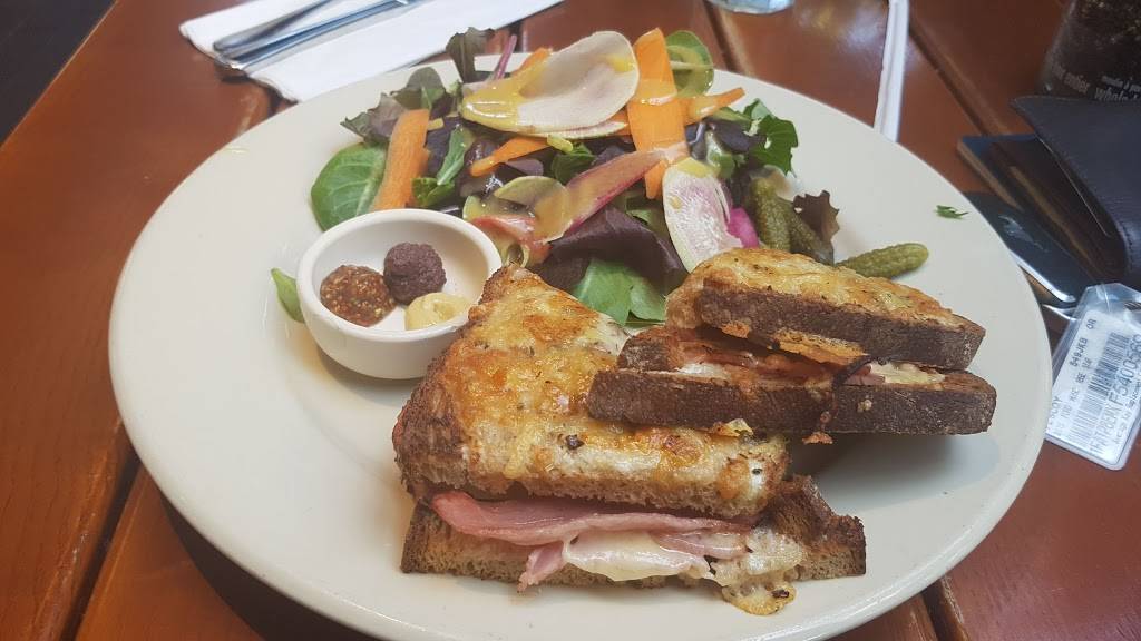 Le Pain Quotidien Restaurant 1103A Newport Center Dr, Newport Beach