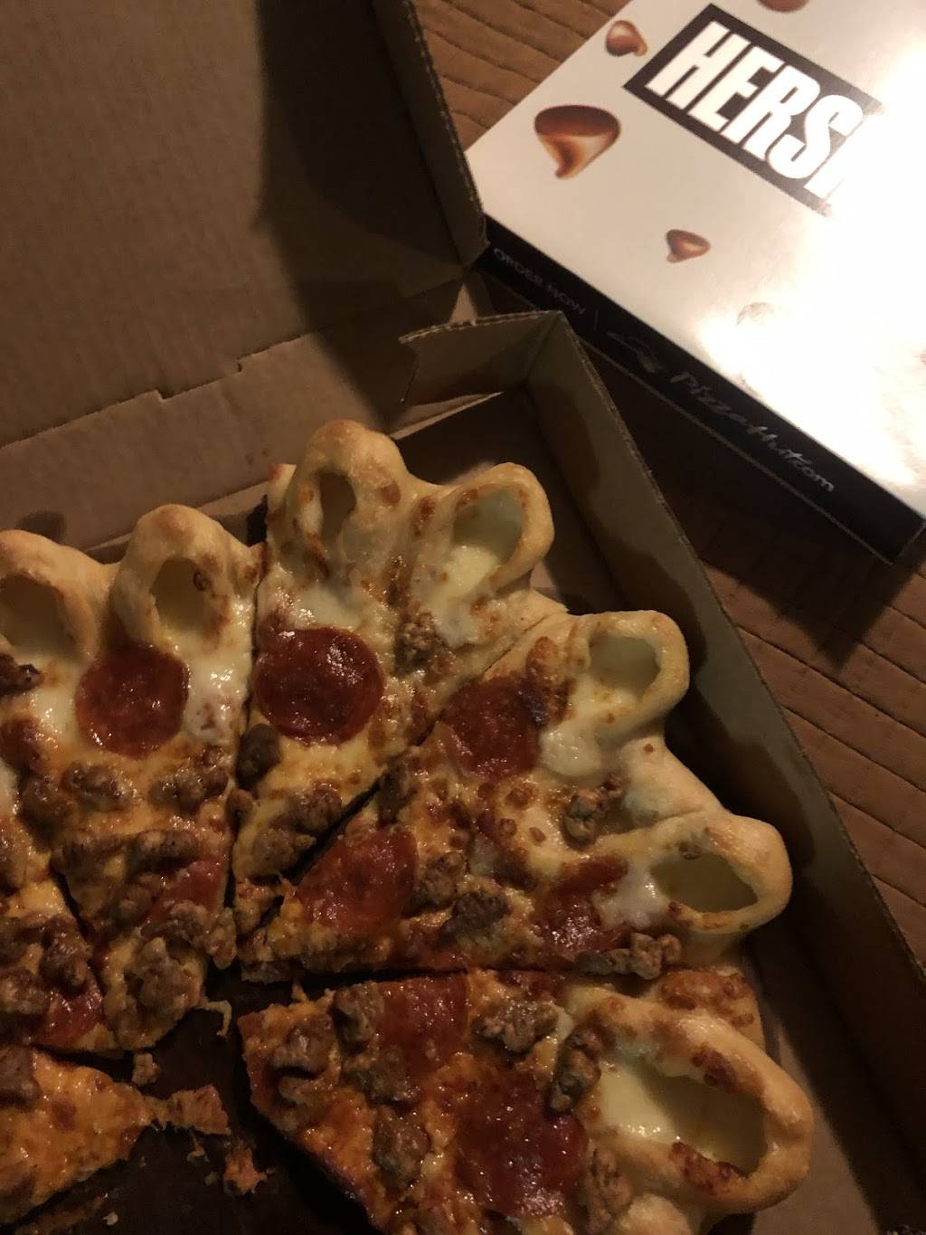 Pizza Hut | meal takeaway | 382 Atoka McLaughlin Dr Suite B, Atoka, TN 38004, USA | 9018379999 OR +1 901-837-9999