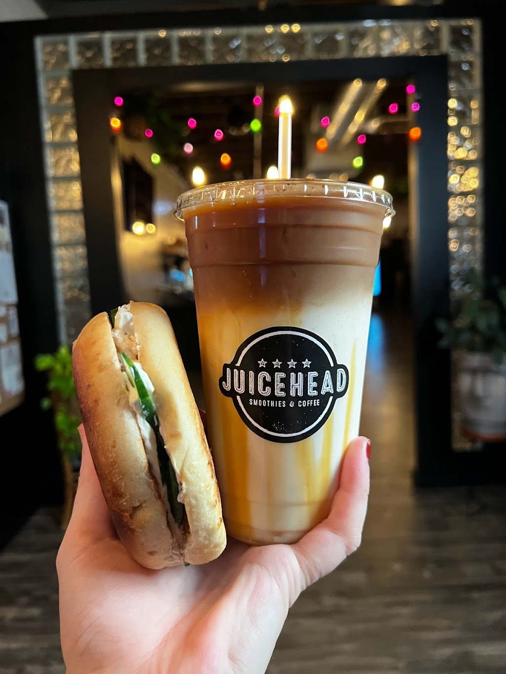 Juicehead Café | cafe | 211 S Bridge St, Yorkville, IL 60560, USA | 6308829345 OR +1 630-882-9345