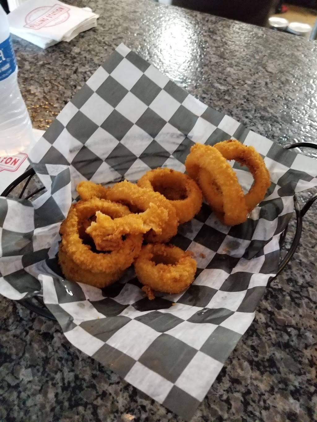 The Filling Station | restaurant | 102 Lexington Turnpike, Amherst, VA 24521, USA | 4343812051 OR +1 434-381-2051