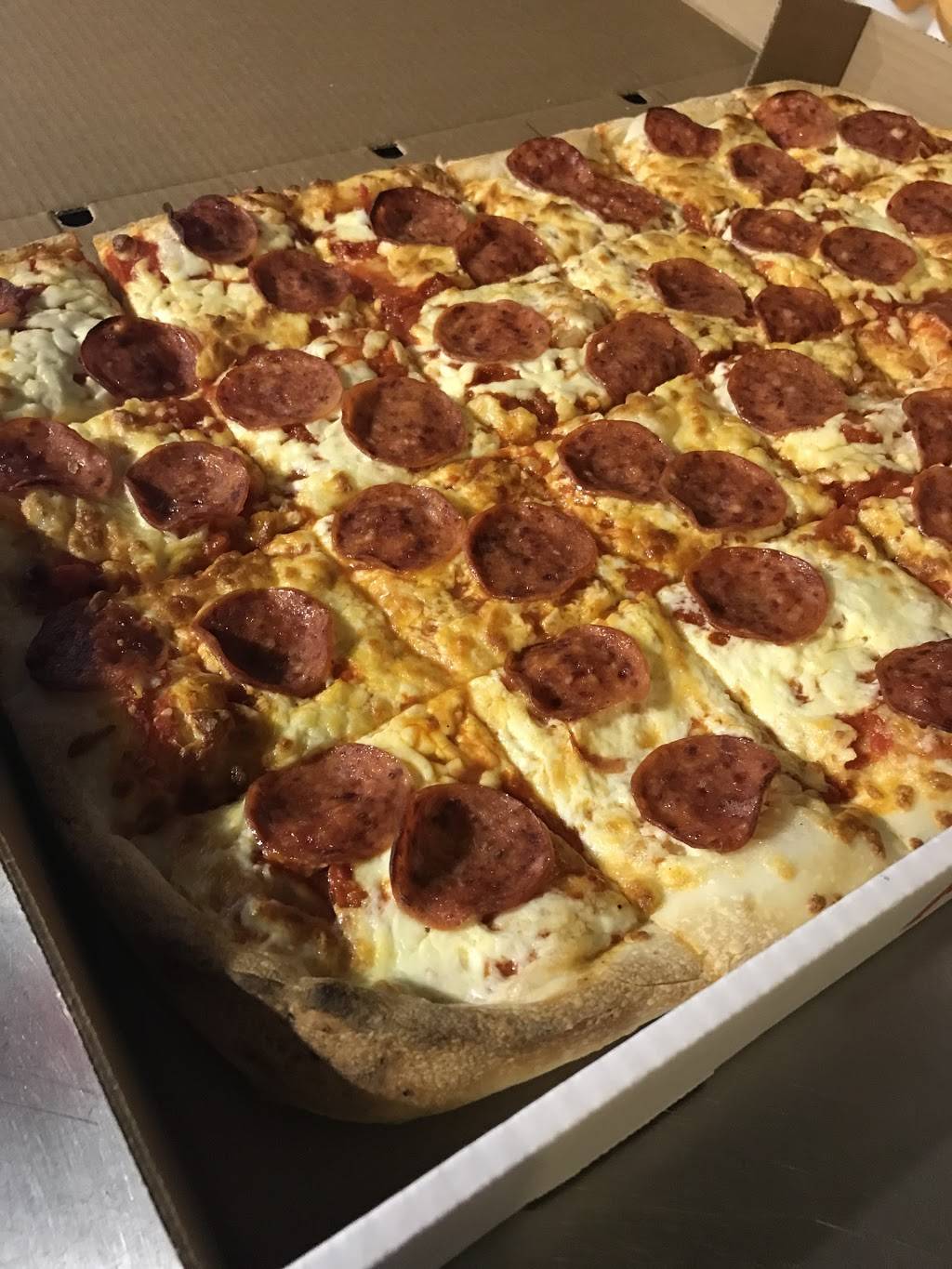 Pizzaville | meal delivery | 1111 Davis Dr, Newmarket, ON L3Y 2M9, Canada | 9058951211 OR +1 905-895-1211