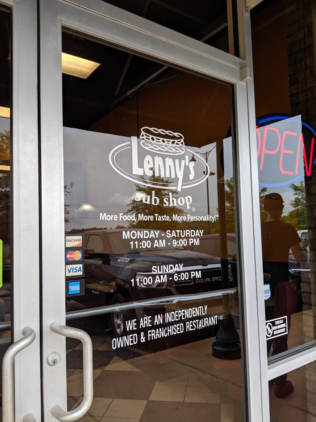 Lennys Grill & Subs | meal takeaway | 276 Parkstone Pl, Jackson, TN 38305, USA | 7314223483 OR +1 731-422-3483