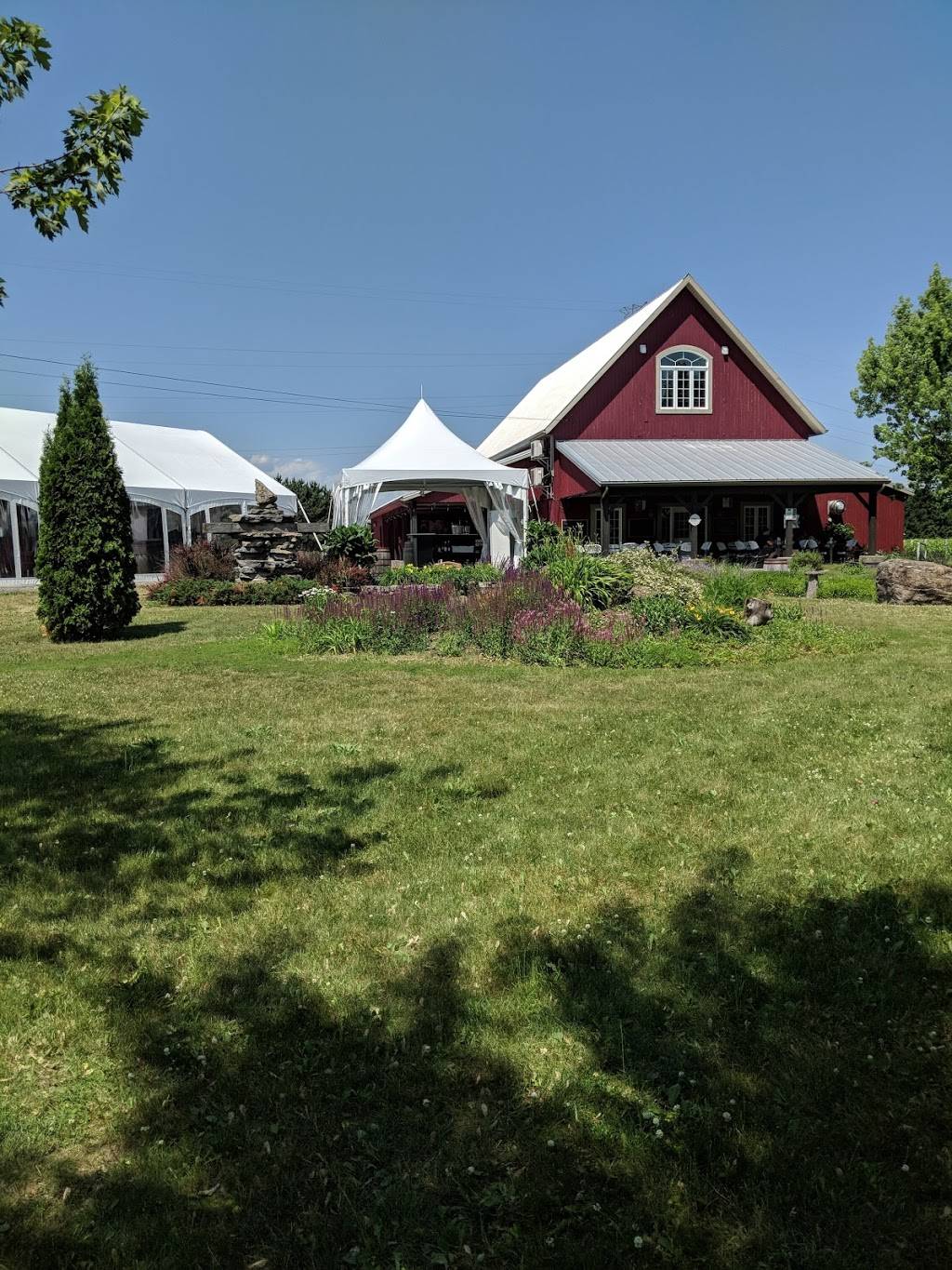 Domaine & Vins Gélinas | restaurant | 267, rang de Saint-François, Saint-Sévère, QC G0X 3B0, Canada | 8192645511 OR +1 819-264-5511