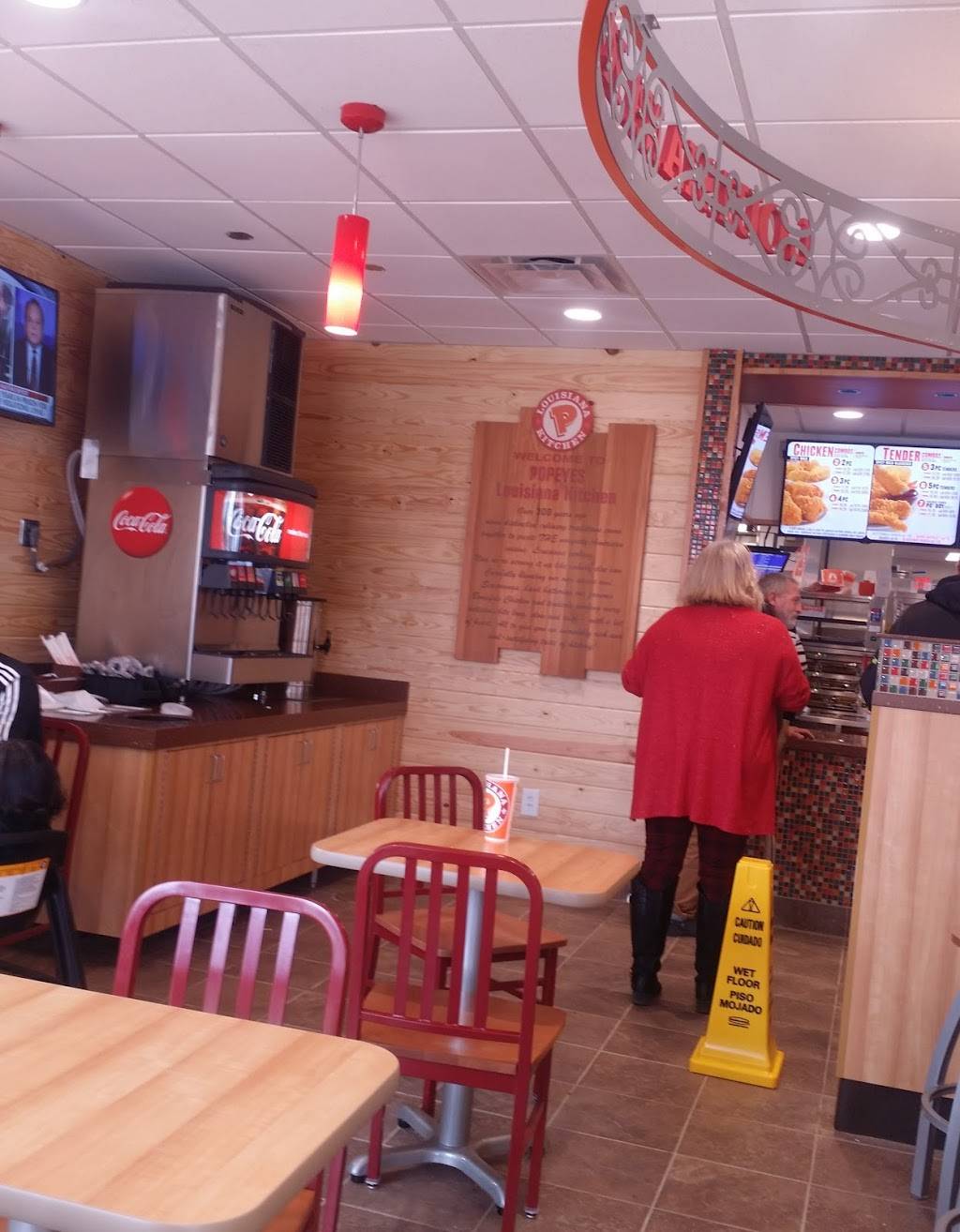 Popeyes Louisiana Kitchen | restaurant | 1398 E Tyler St, Athens, TX 75751, USA | 9038044220 OR +1 903-804-4220