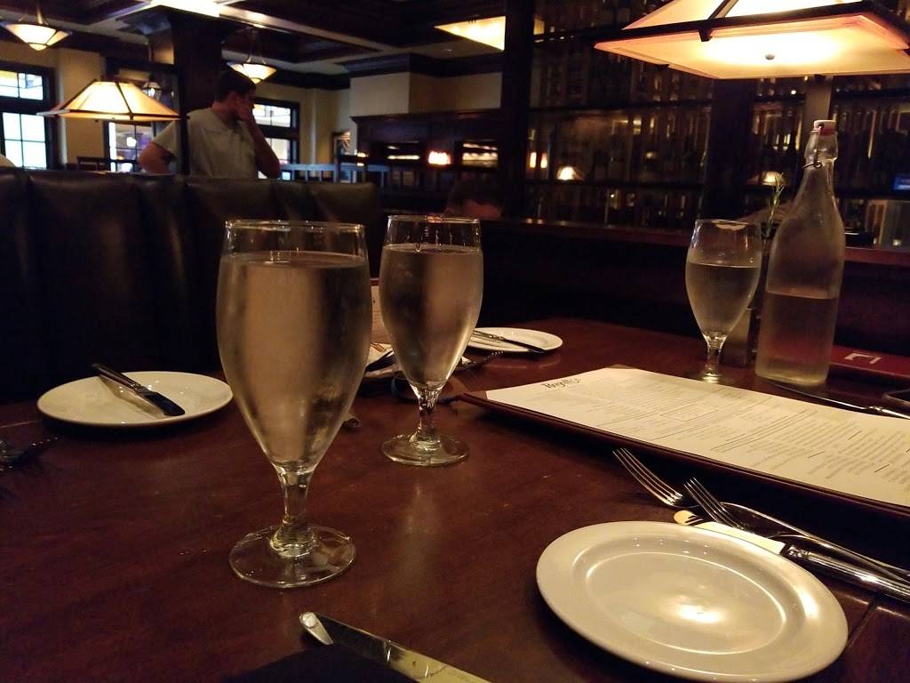 Bugattis Steak & Pasta | restaurant | 1 Ameristar Blvd, St Charles, MO 63301, USA | 6369404471 OR +1 636-940-4471