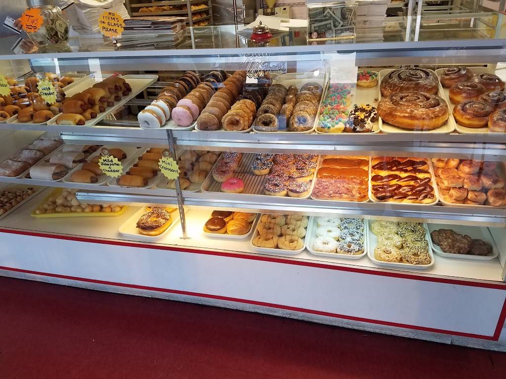 Momos Donuts | bakery | 2121 FM1417, Sherman, TX 75092, USA | 9038932397 OR +1 903-893-2397