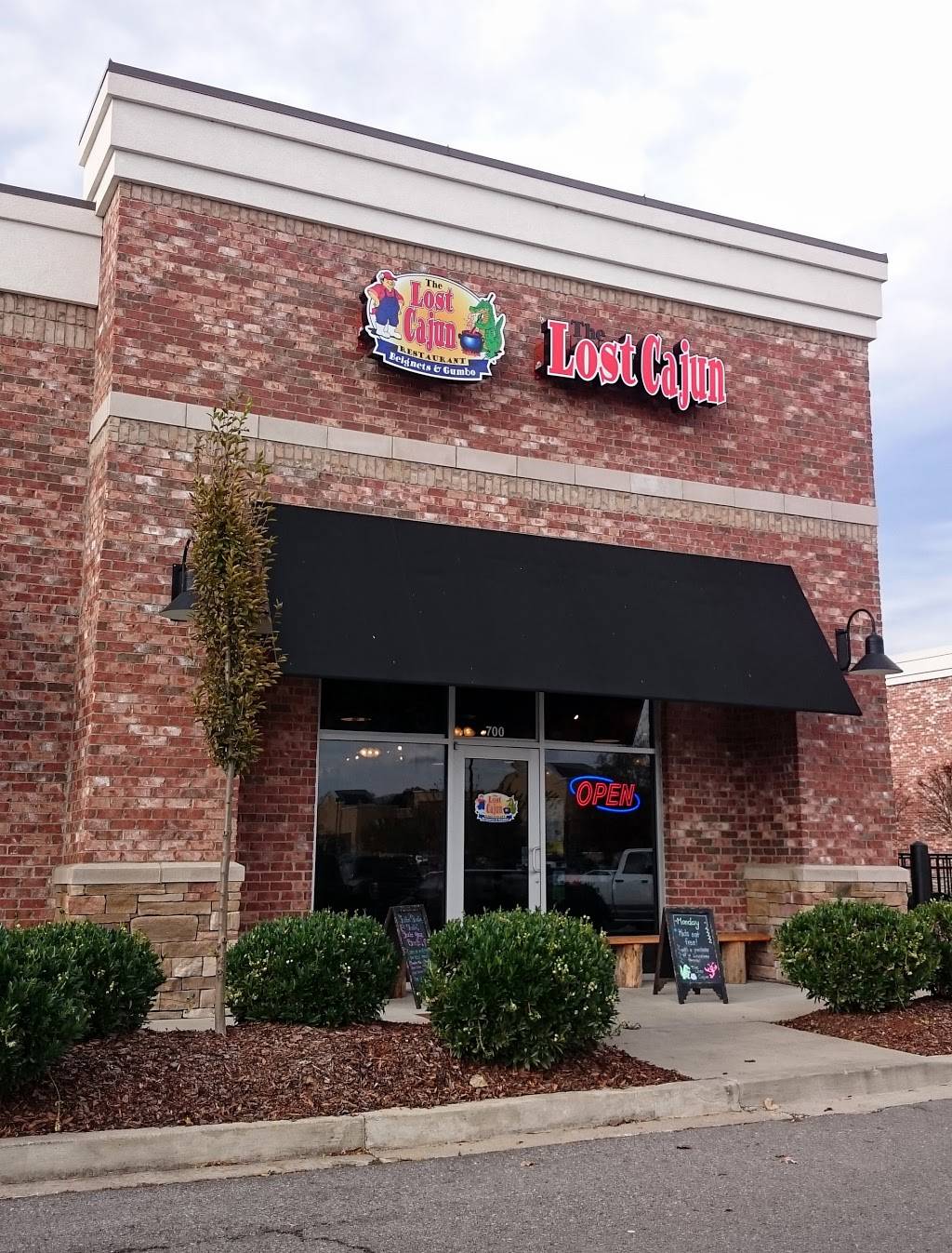 The Lost Cajun | 206A Anderson Ln N Suite 700, Hendersonville, TN 37075 ...