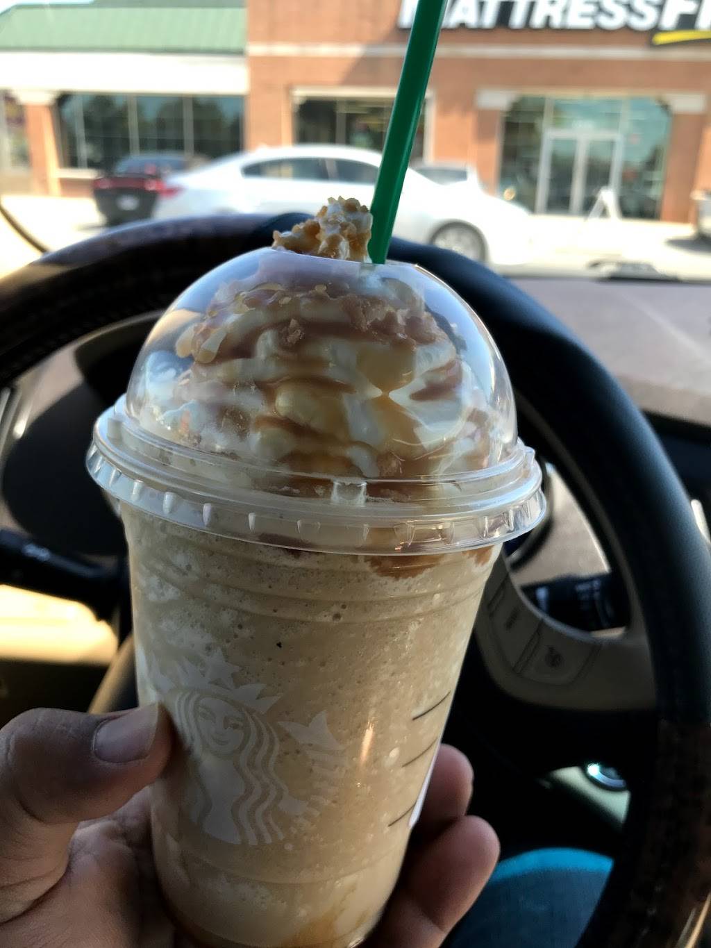 Starbucks | cafe | 6470 Sawmill Rd, Columbus, OH 43235, USA | 6148895914 OR +1 614-889-5914