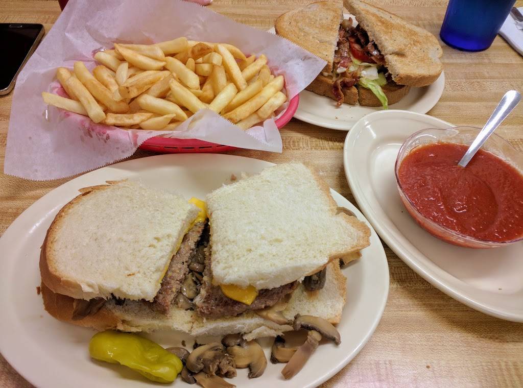 Tonys Home of the Giant Steak Sandwich - Restaurant | 518 W Washington St, St. Louis, MI 48880, USA
