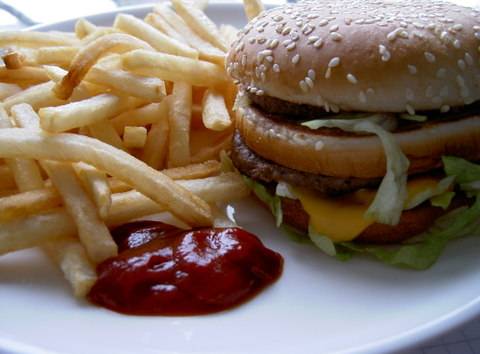 McDonalds | cafe | 360 Main St E, Kingsville, ON N9Y 1A7, Canada | 5197339844 OR +1 519-733-9844