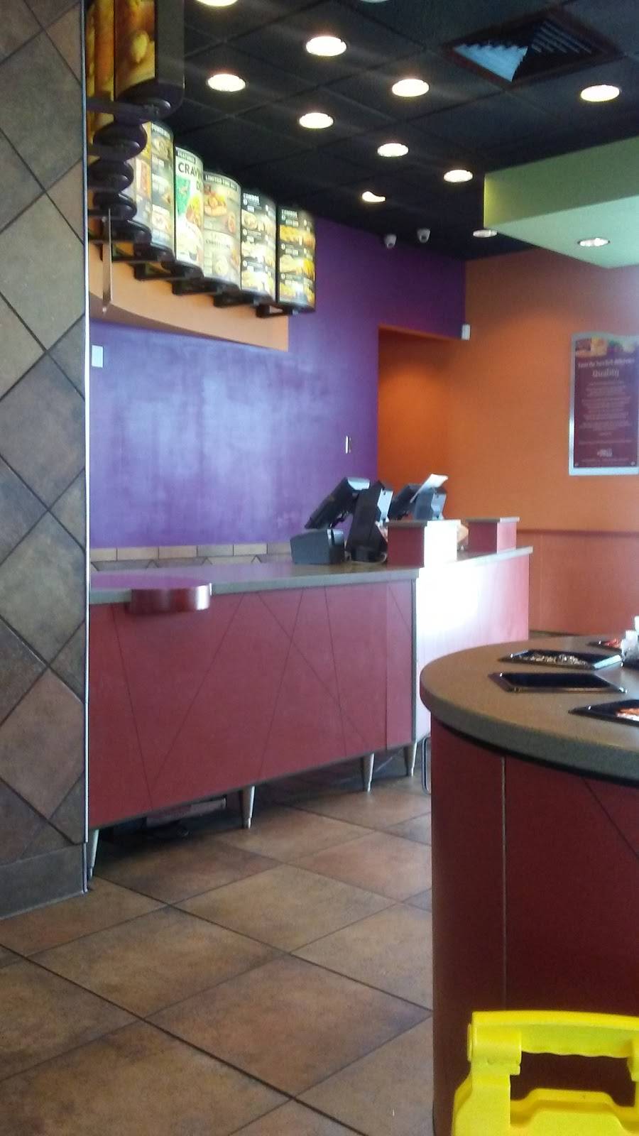 Taco Bell | meal takeaway | 2203 E Hubbard St, Mineral Wells, TX 76067, USA | 9404682744 OR +1 940-468-2744