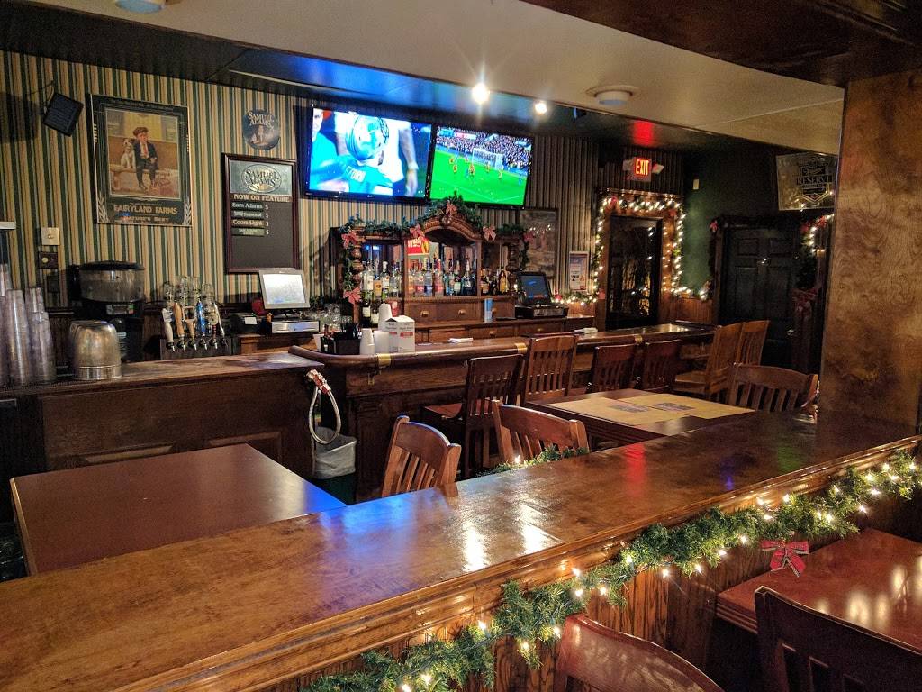 P.J. Whelihan’s Pub + Restaurant [Lehighton] 101 N Harrity Rd
