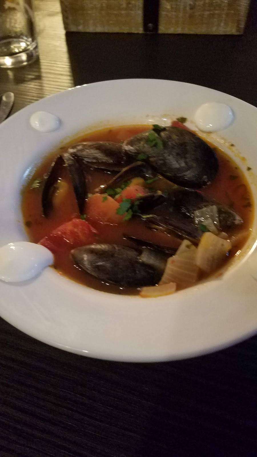 Main Street Taps | restaurant | 956 Main St, Stevens Point, WI 54481, USA | 7155446500 OR +1 715-544-6500