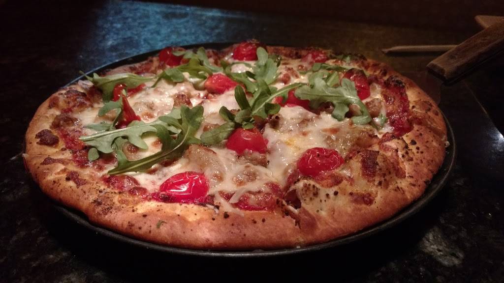 Mangieri's Pizza Cafe - Restaurant | 5900 W Slaughter Ln, Austin, TX ...