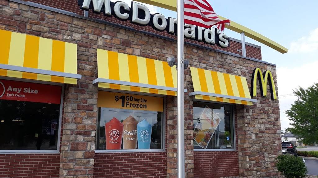 McDonalds | cafe | 1421 N West St, Wichita, KS 67212, USA | 3169438032 OR +1 316-943-8032