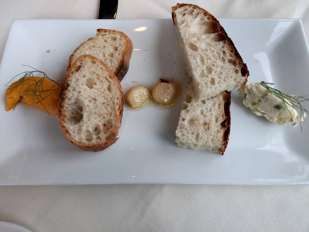Bread and Water | restaurant | 51 Warwick St, Middletown, CT 06457, USA | 8608525944 OR +1 860-852-5944
