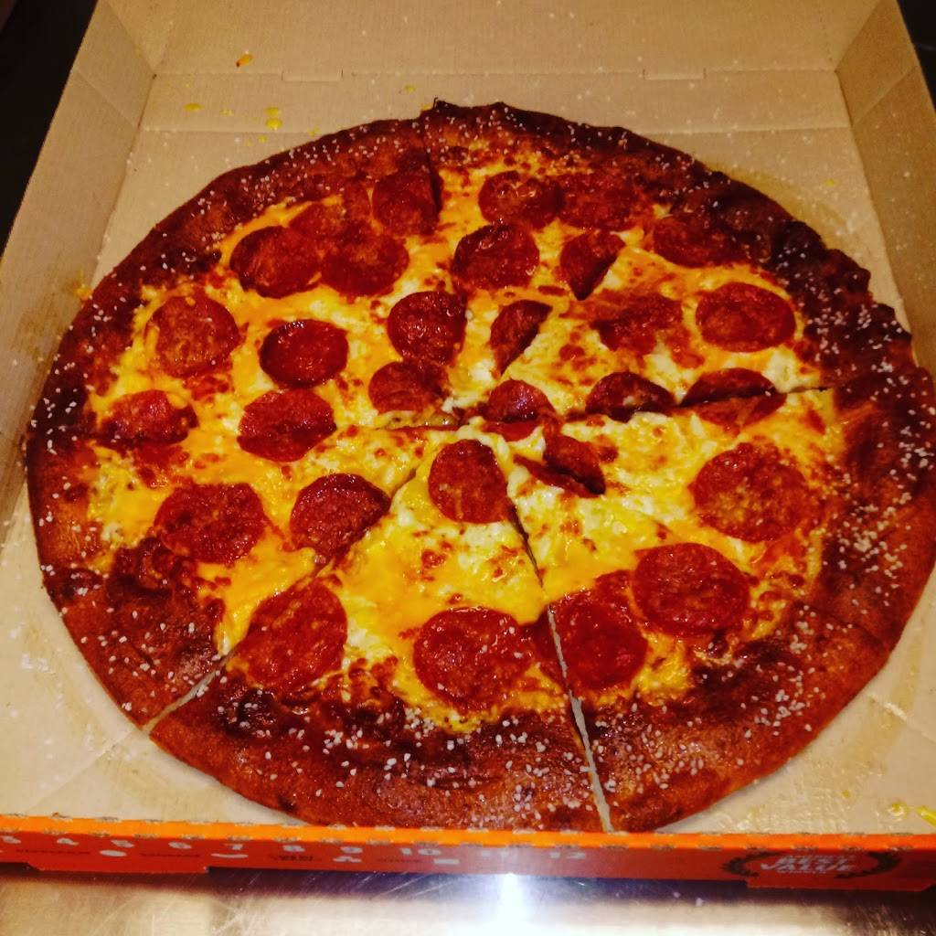 Little Caesars Pizza | meal takeaway | 606 Crossroads Campus Dr, Buffalo, MN 55313, USA | 7636840333 OR +1 763-684-0333