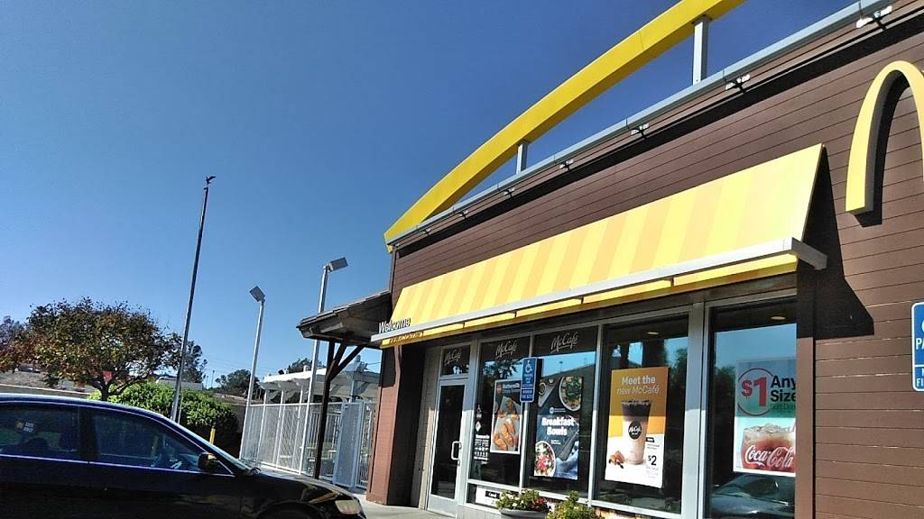 McDonalds | cafe | 1511 Sixth St, Norco, CA 92860, USA | 9517340384 OR +1 951-734-0384
