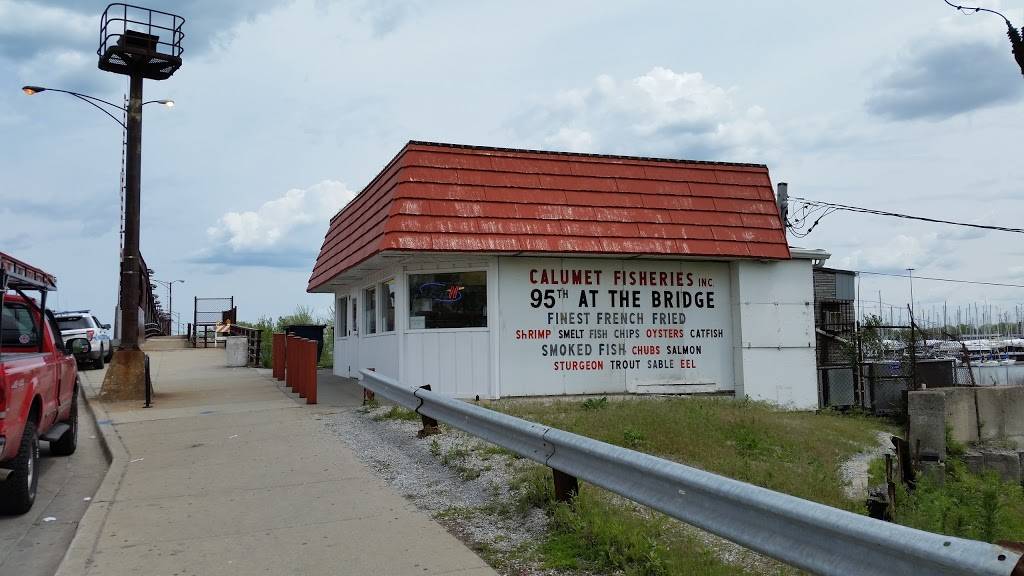 Calumet Fisheries | restaurant | 3259 E 95th St, Chicago, IL 60617, USA | 7739339855 OR +1 773-933-9855