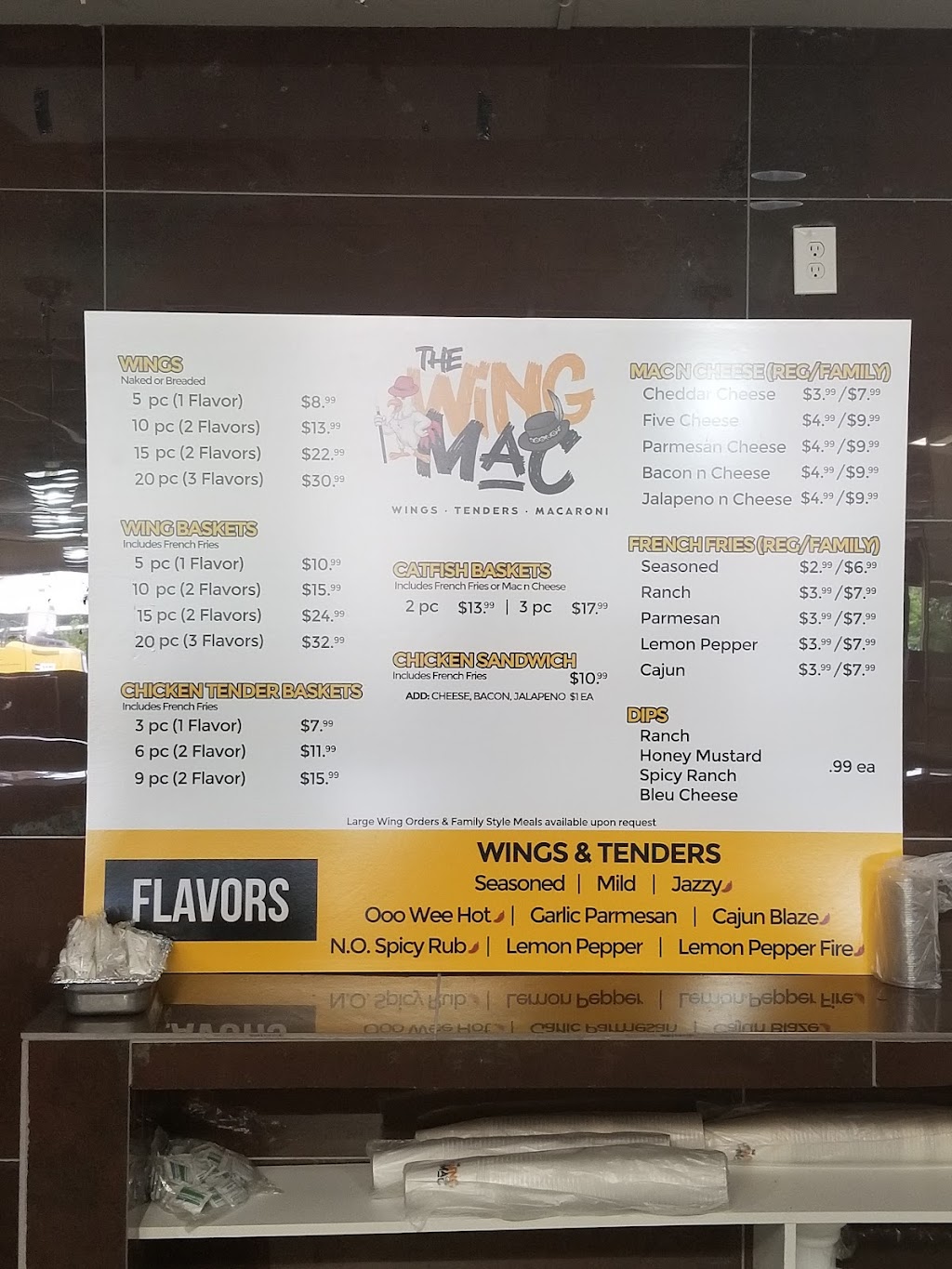 The Wing Mac | restaurant | 14925 Midway Rd Suite 102, Addison, TX 75001, USA | 9727029622 OR +1 972-702-9622
