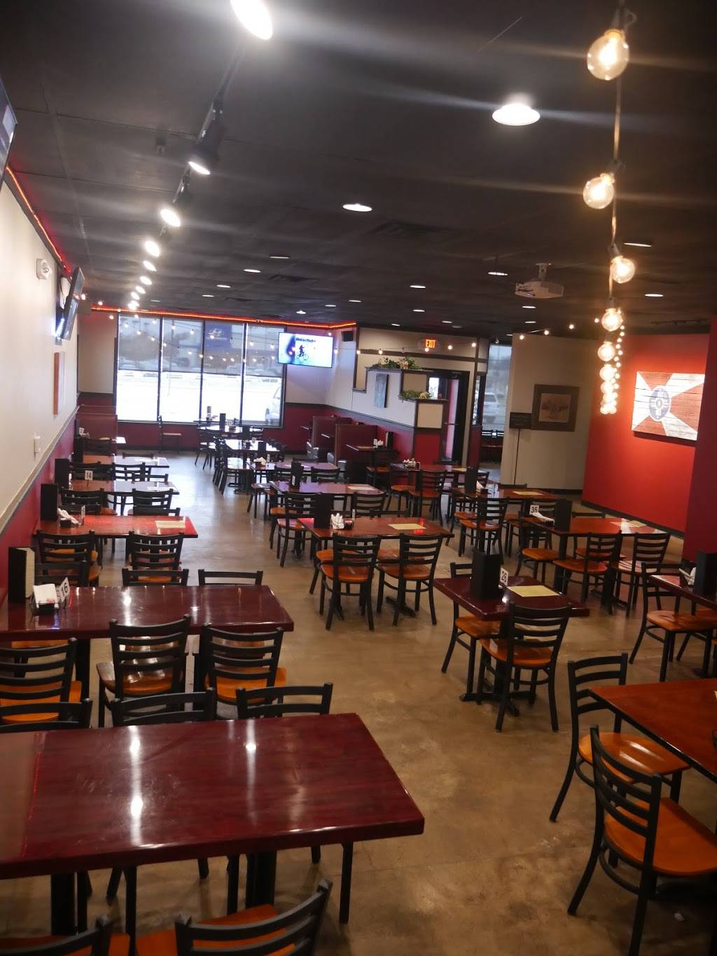 The Angry Elephant | restaurant | 756 N Tyler Rd, Wichita, KS 67212, USA | 3163580380 OR +1 316-358-0380