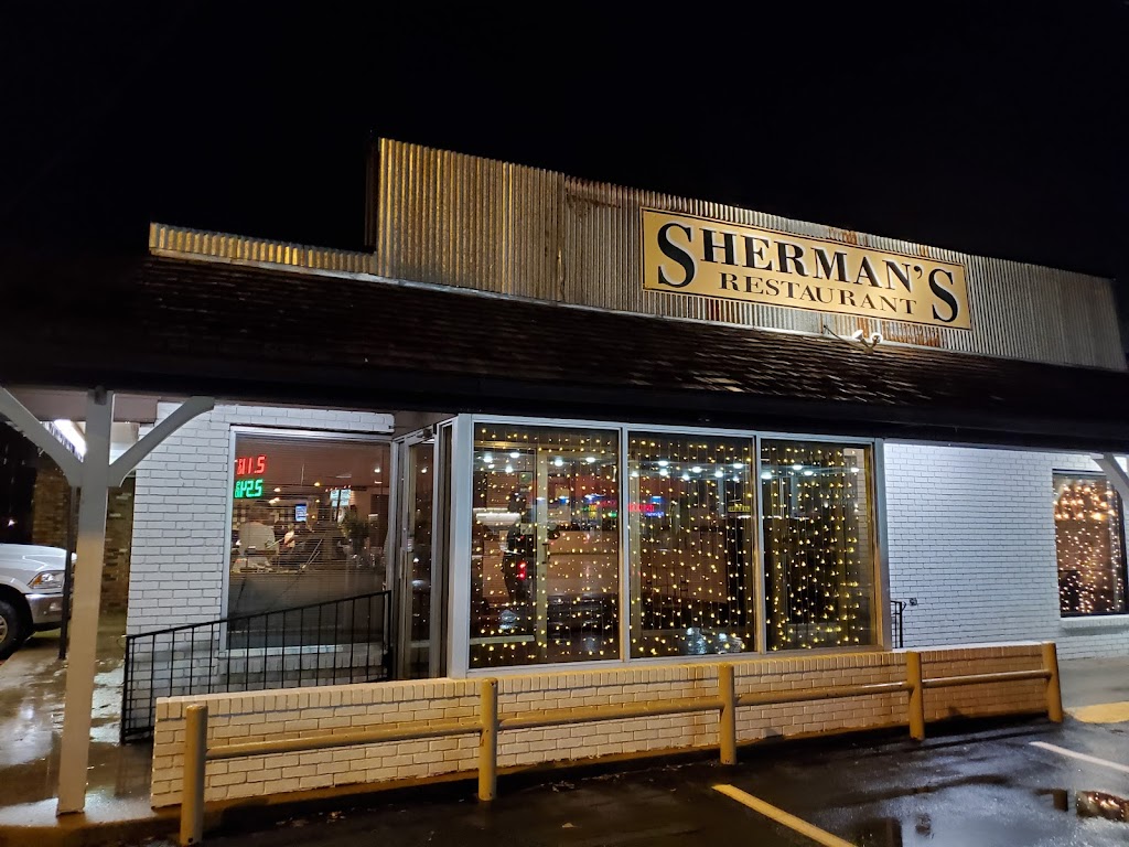 Shermans @ South Main Restaurant | restaurant | 1697 S Main St, Greenville, MS 38701, USA | 6623327297 OR +1 662-332-7297