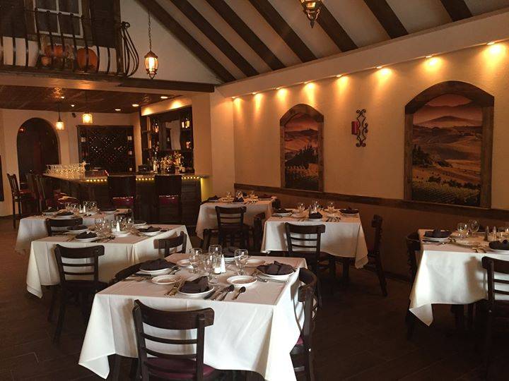 La Notte Ristorante Italiano - Restaurant | 118 N Marion St, Oak Park