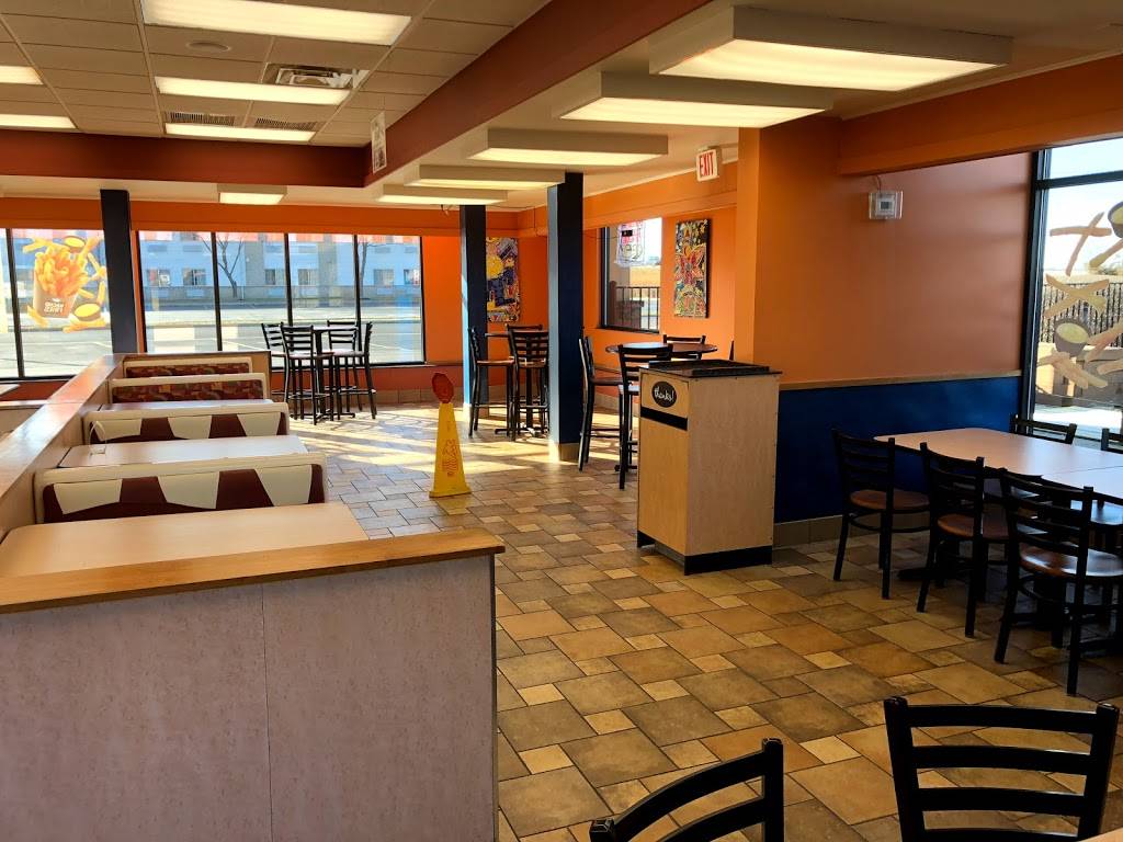 Taco Bell | meal takeaway | 101 S Lewis Ave, Oglesby, IL 61348, USA | 8158833223 OR +1 815-883-3223