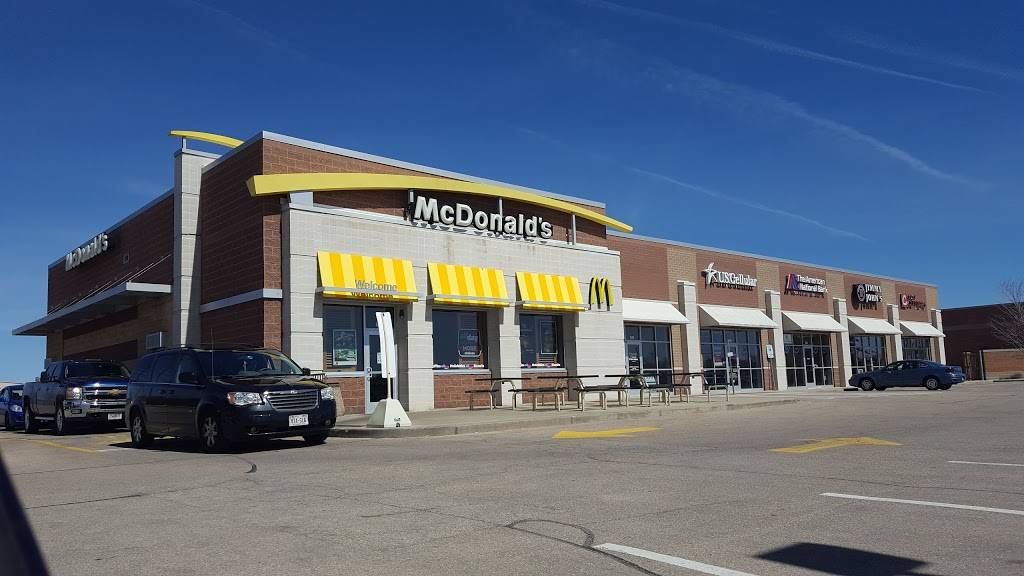 McDonalds | cafe | 1540 W James St, Columbus, WI 53925, USA | 9206239349 OR +1 920-623-9349