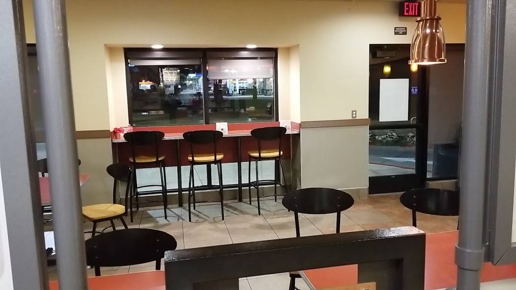 Jack in the Box | restaurant | 121 S Henry Hynds Expy, Van Alstyne, TX 75495, USA | 9034829450 OR +1 903-482-9450