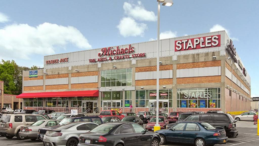 90 - 30 Metropolitan Avenue | shopping mall | 90-30 Metropolitan Ave, Rego Park, NY 11374, USA | 2036355560 OR +1 203-635-5560