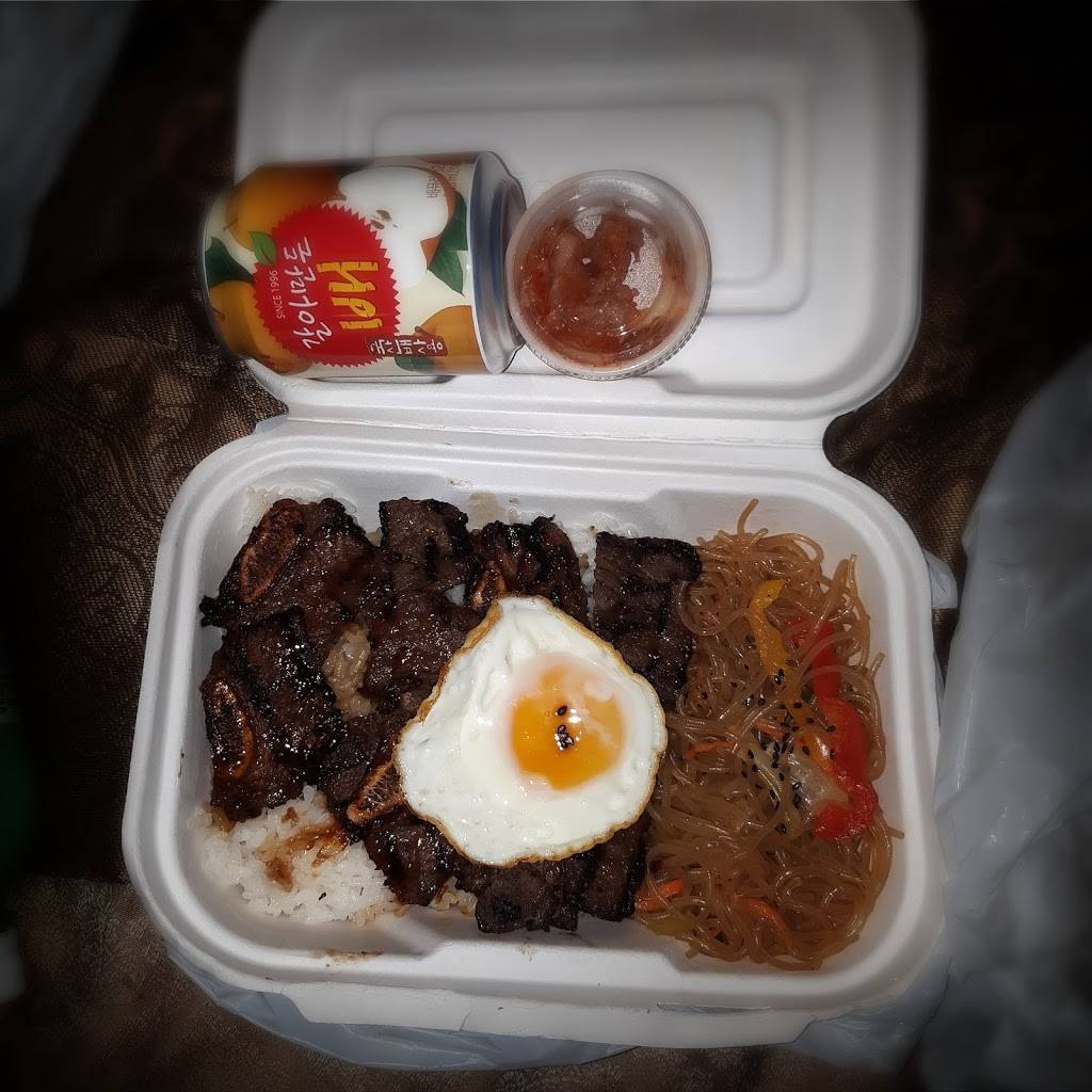 My Friend Express Terminus Longueuil | restaurant | 120 Place Charles-Le Moyne #500, Longueuil, QC J4K 2T4, Canada | 4509121525 OR +1 450-912-1525