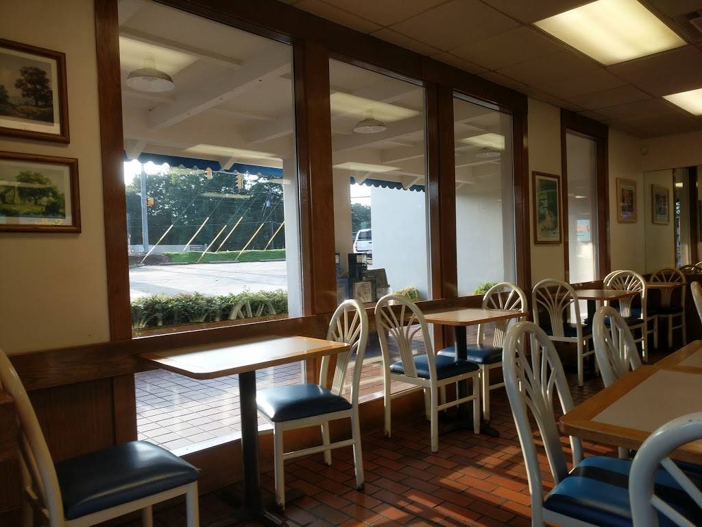 Martins Restaurant - Mableton Location | restaurant | 6240 Mableton Pkwy SW, Mableton, GA 30126, USA | 7709414992 OR +1 770-941-4992