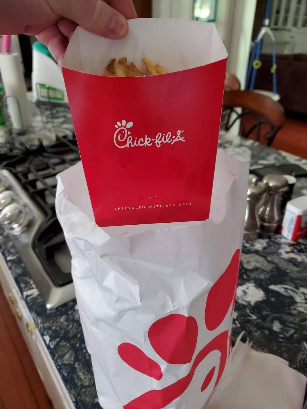 Chick-fil-A | restaurant | 5919 Creek Centre Dr, Baton Rouge, LA 70820, USA | 2259602566 OR +1 225-960-2566