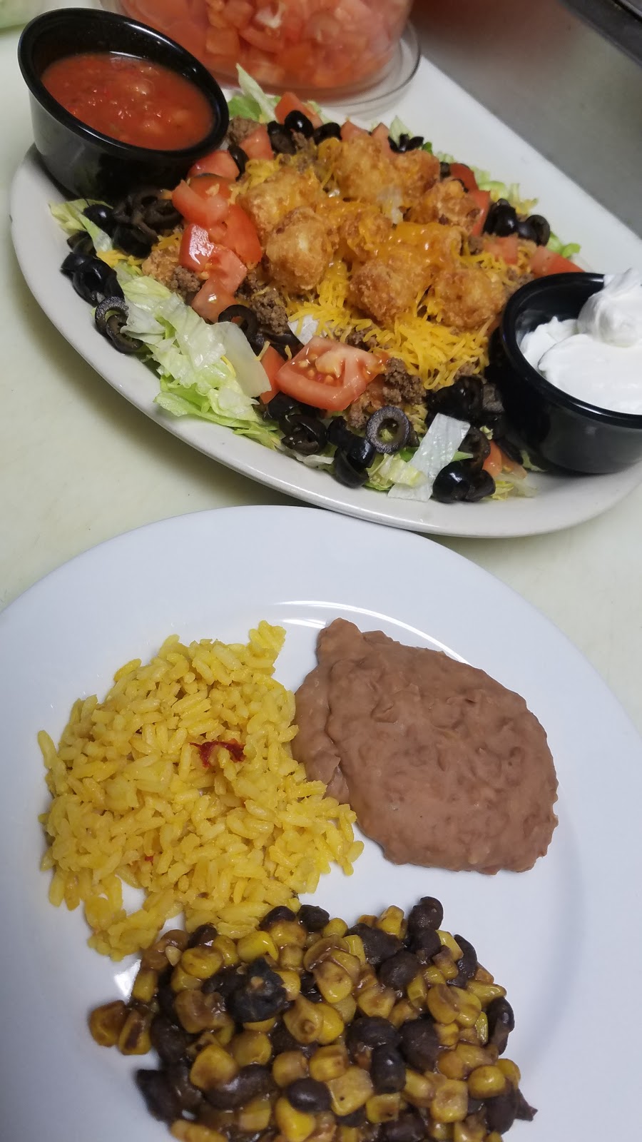 Greenlees Little Siouxloon | restaurant | 203 E Main St, Anthon, IA 51004, USA | 7123735048 OR +1 712-373-5048
