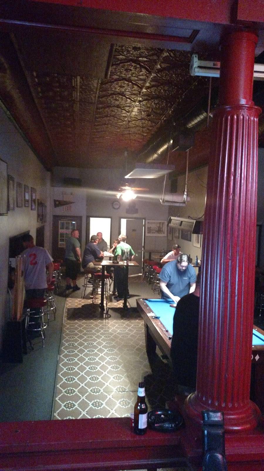 Uncl Chucks Bar & Grill | restaurant | 149 Brighton Ave, Rochester, PA 15074, USA | 7247750210 OR +1 724-775-0210