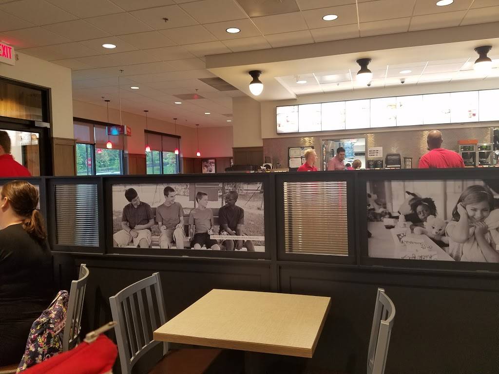 Chick-Fil-A - Restaurant | 2691 Carver Rd, Gambrills, MD 21054, USA