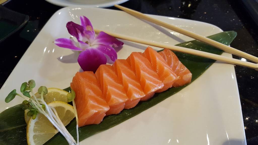 Sushi Planet | restaurant | 951 S Westlake Blvd #114, Thousand Oaks, CA 91361, USA | 8053799844 OR +1 805-379-9844