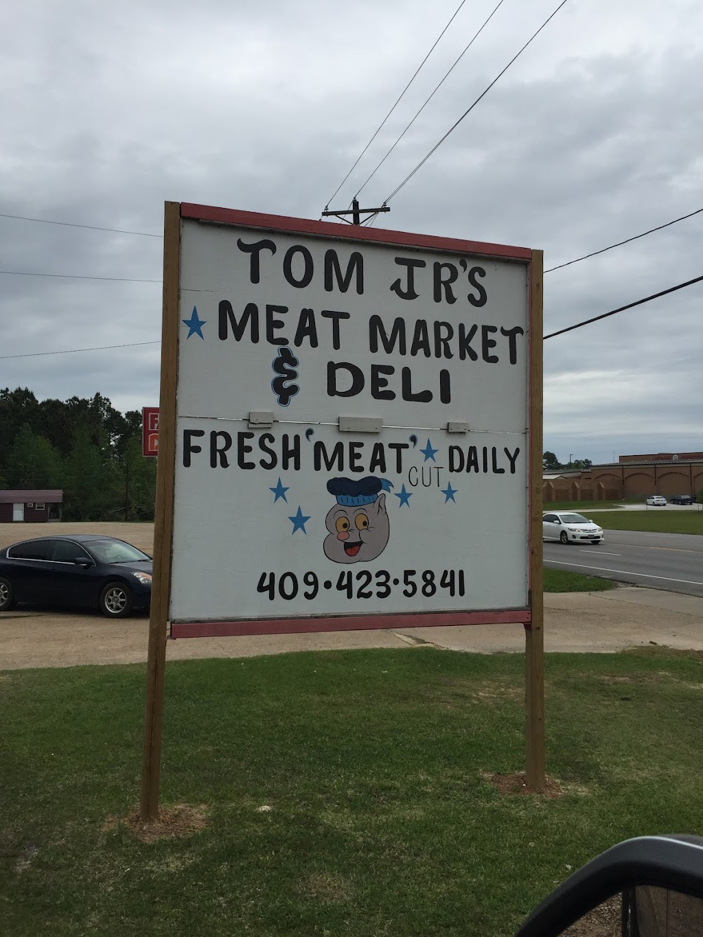 Tom Jrs Meat Market, Deli, Grill and Processing | restaurant | 1117 S Margaret Ave # B, Kirbyville, TX 75956, USA | 4094235841 OR +1 409-423-5841