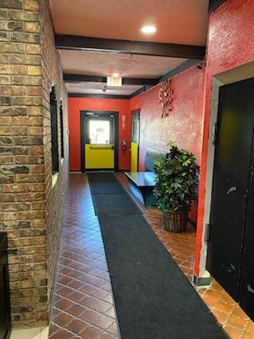 Ayahso Nice Jamaican Grill | restaurant | 5921 Hessen Cassel Rd, Fort Wayne, IN 46816, USA | 2605570053 OR +1 260-557-0053